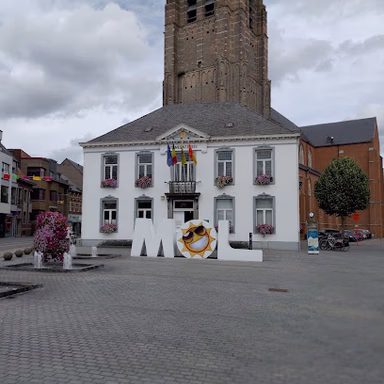 Mol