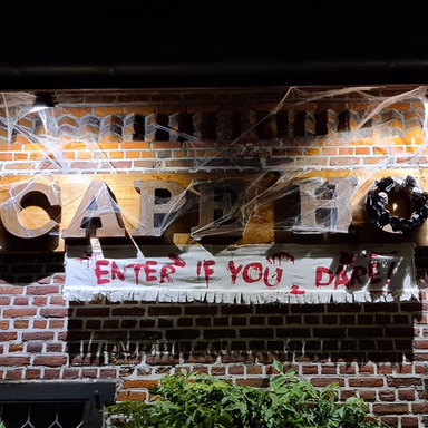 Escape Hotel griezelt nu ook ’s nachts